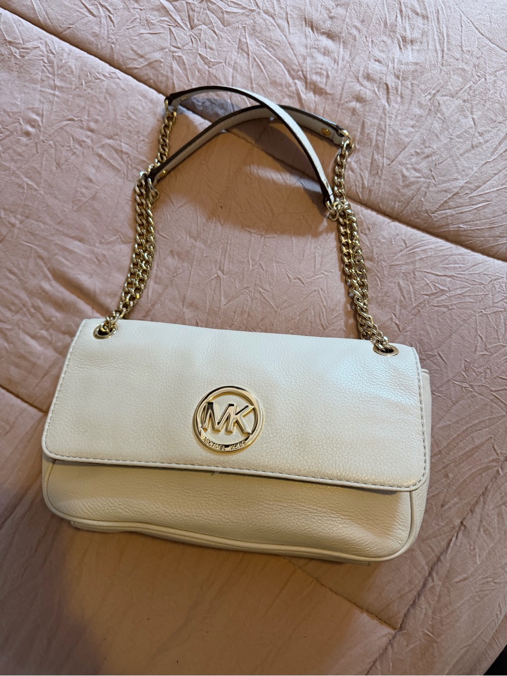 Michael Kors Cream Leather Shoulder Bag with Gold Chain